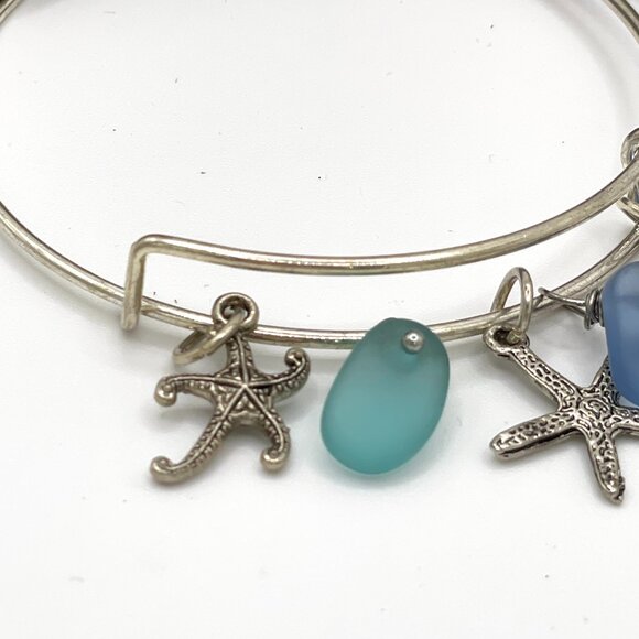 Adjustable Sea Glass and Starfish Silver Bracelet - Picture 3 of 5